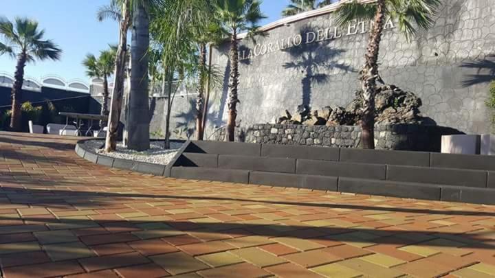 Villa Corallo Dell'Etna Aci Sant'Antonio Bagian luar foto